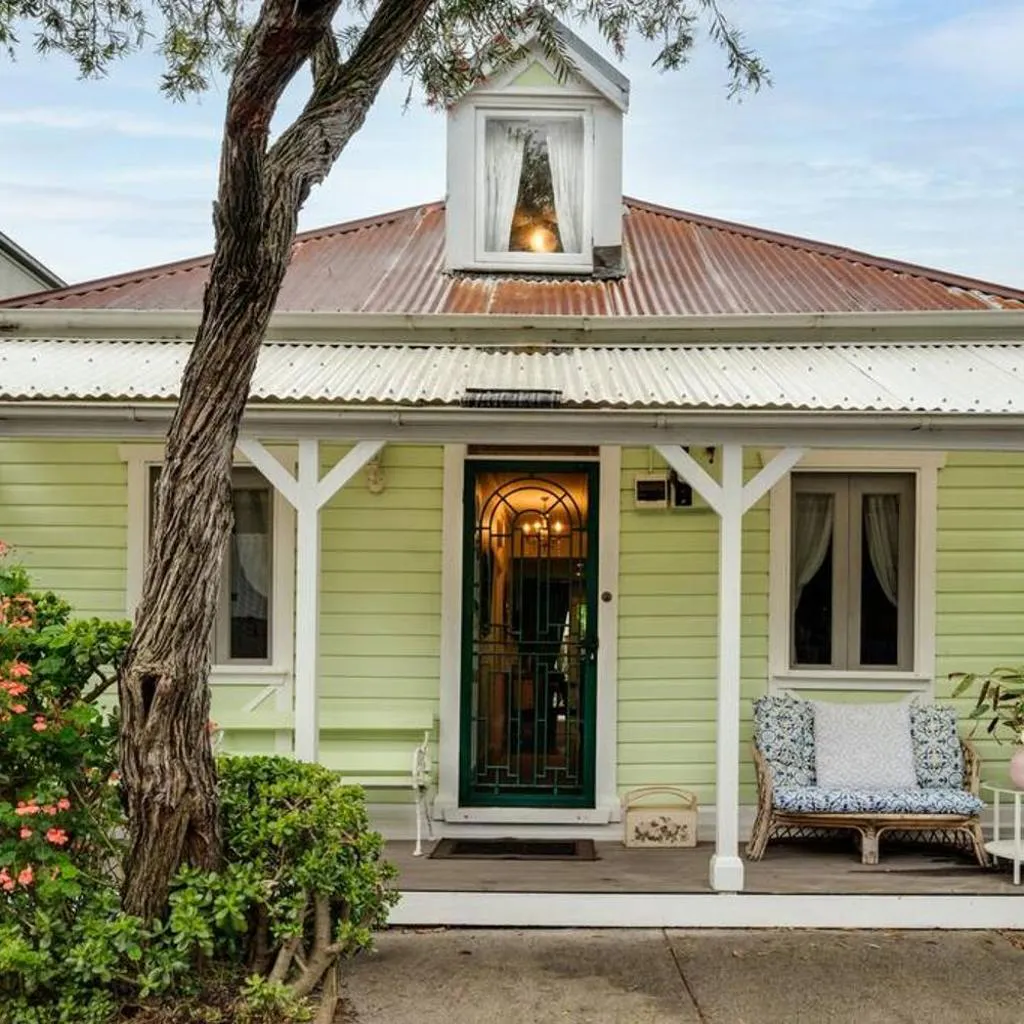 Photograph of The Chelsea Cottage Alfresco Living East Redfern