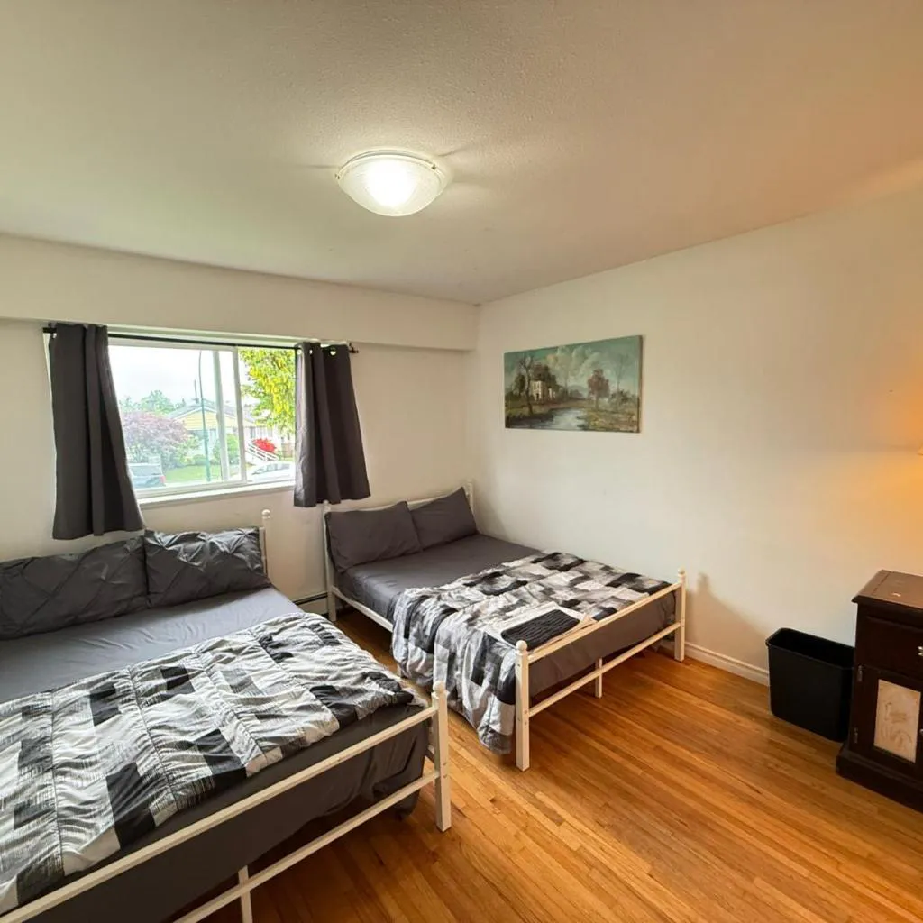 Photograph of Cozy Private Deluxe Quadruple Family Room