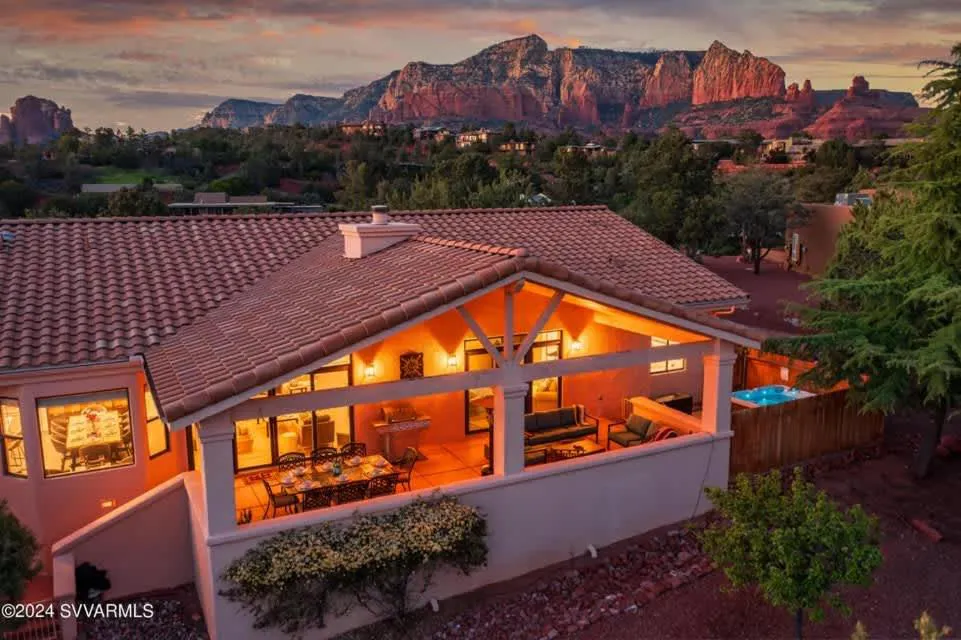 Photograph of 5 Bed 3 Bath Uptown Sedona-Game Room-Sauna-Cold Plunge-Jacuzzi-Gym