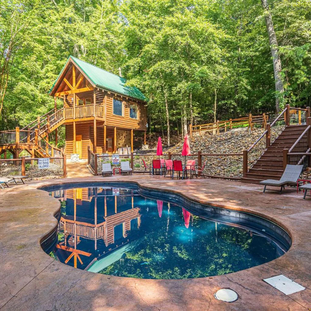 Photograph of Moose Mountain Lodge by American Patriot Getaways