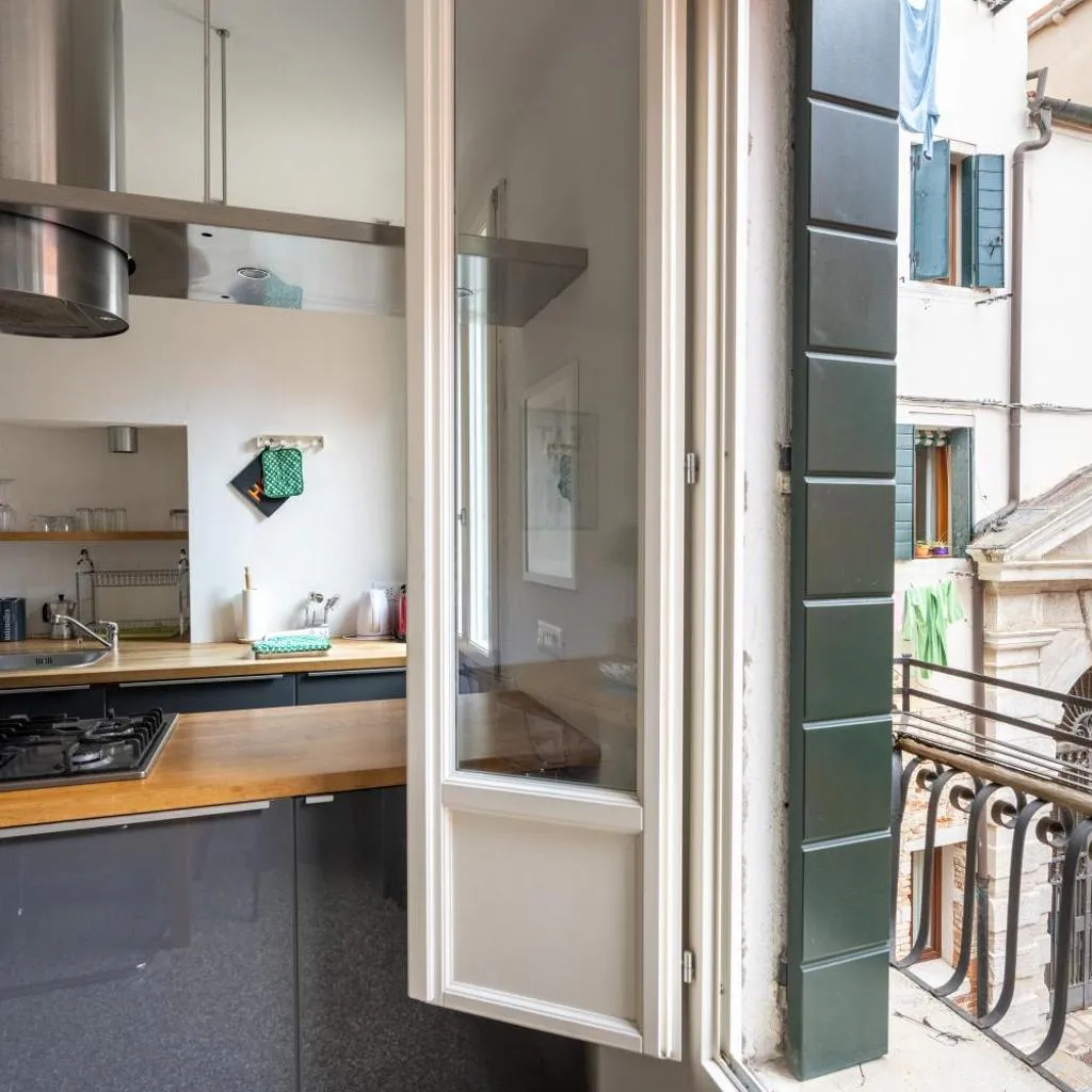 Photograph of Fondamenta della Misericordia by Bealux Srl