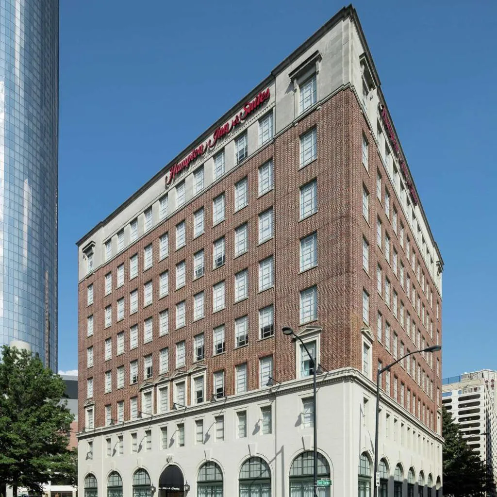 Photograph of Hampton Inn & Suites Atlanta-Downtown