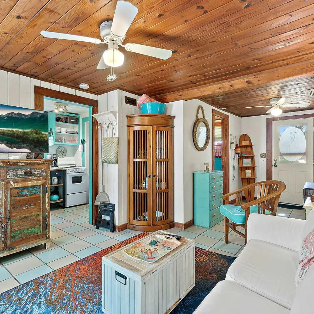 Photograph of Beachcomber Oasis l 1930s Cottage l 1 min to Beach