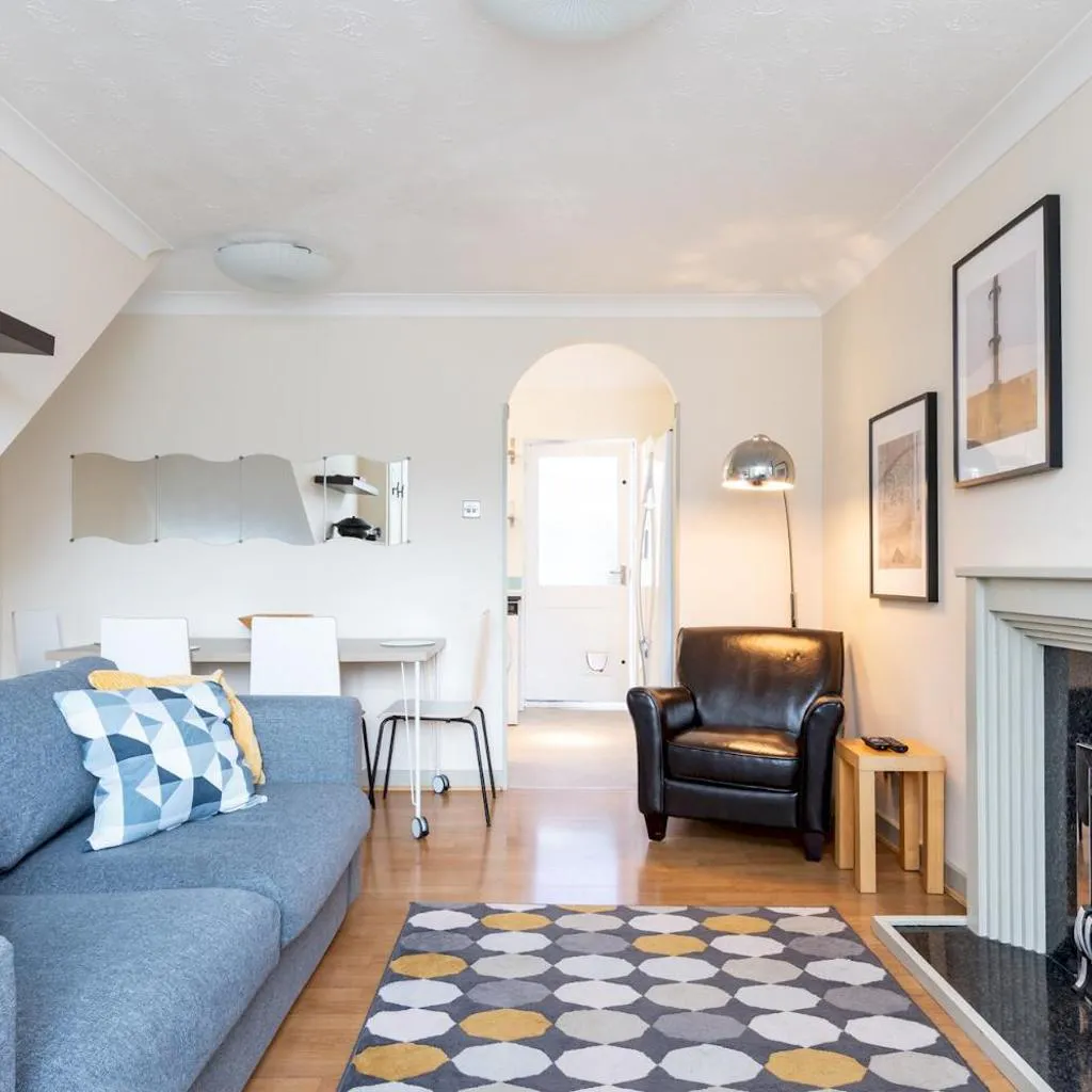 Photograph of 22 Scaife Gardens · Lovely 2-Bed York Townhouse with Free Parking - Pass the Keys