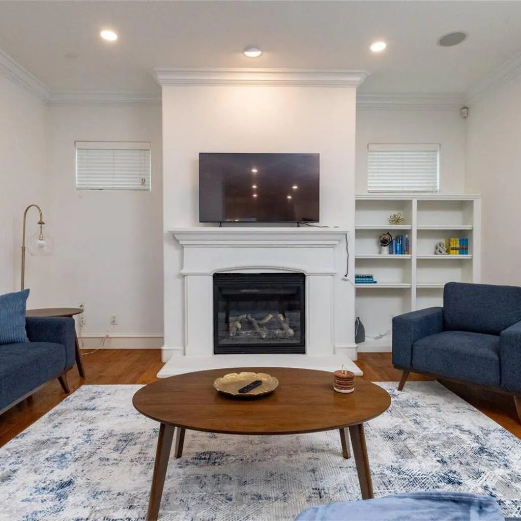 Photograph of Fireplace - Workspace - Sleeps 8 - Downtown Dallas