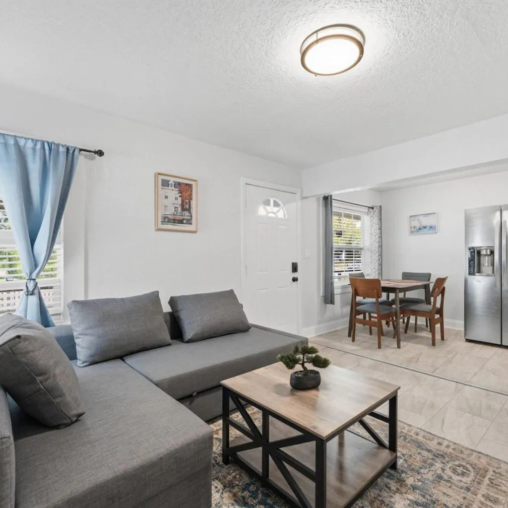 Photograph of Clearwater Charm First Floor #2
