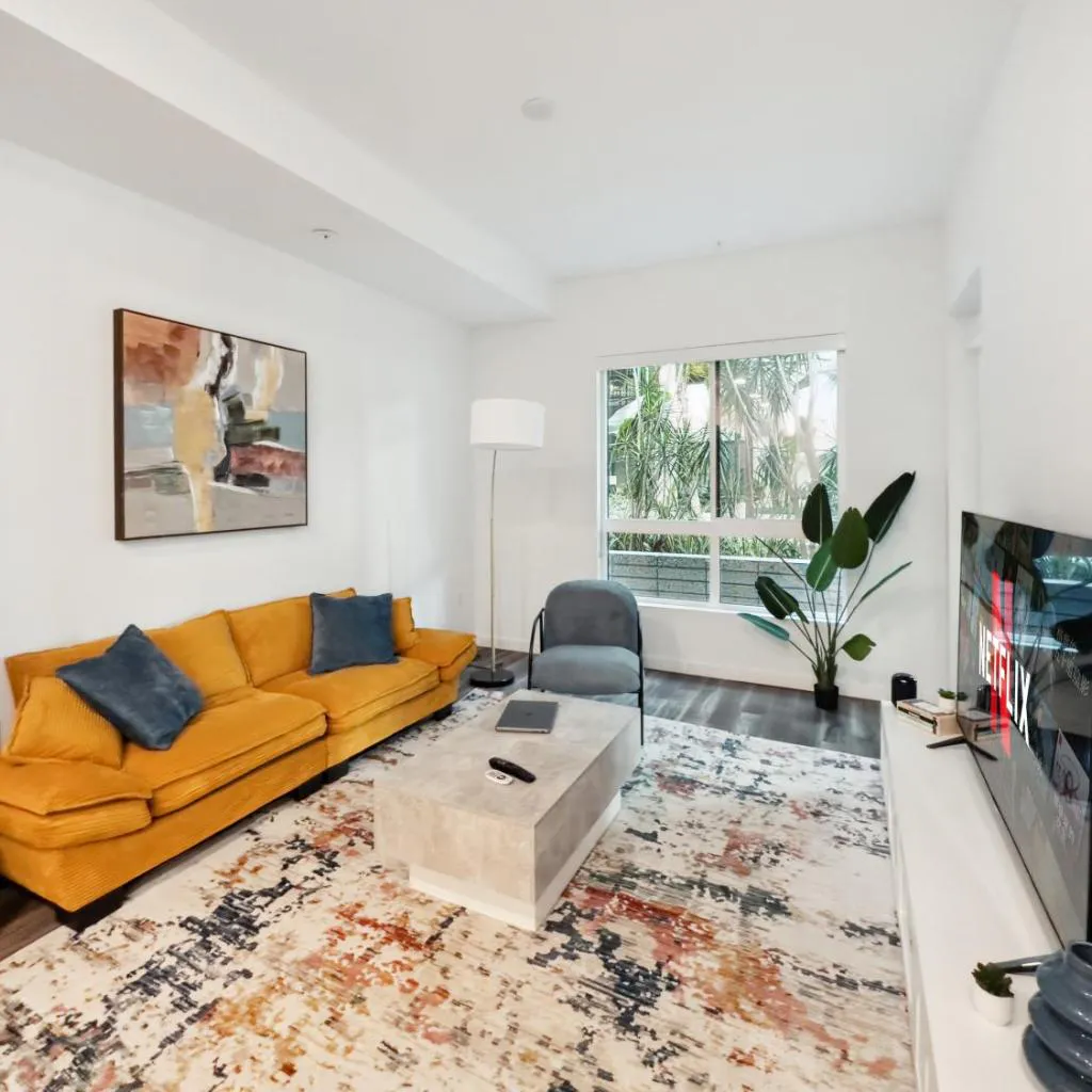 Photograph of Spacious 1BDR near Walk of Fame with Luxury Amenities