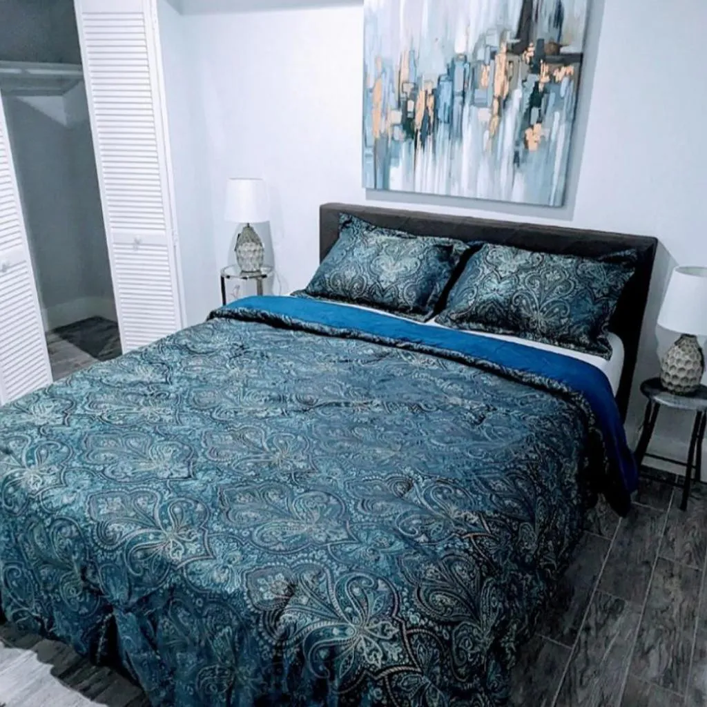 Photograph of Luxurious 3 Bedroom Apt with a beautiful balcony