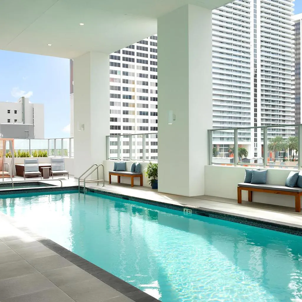 Photograph of Modern Private Condo Downtown - Gym, Pool, Bayview