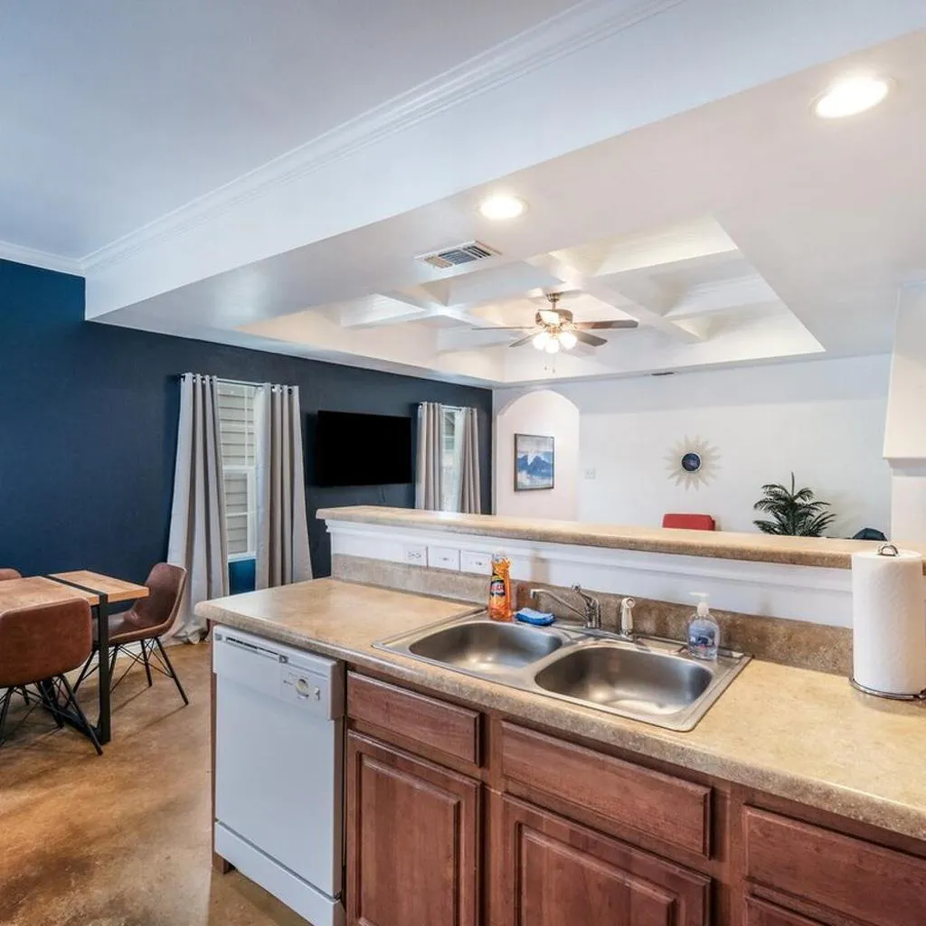 Photograph of SP1 - Modern 3BR,2BA Townhome - Stylish Comfort - Free Parking - In-Unit Laundry