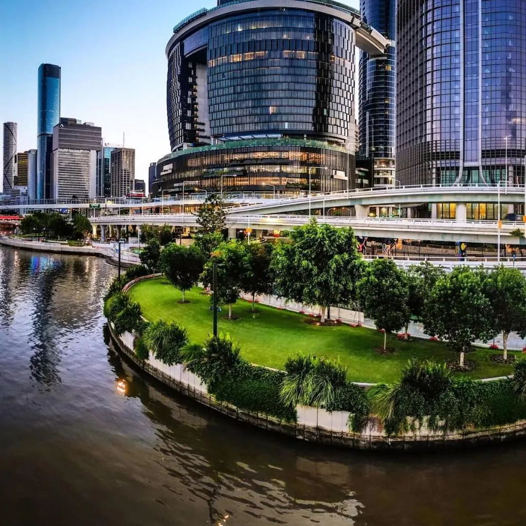 Photograph of Queen's Wharf Residences Luxury 2 Bed 1 Car