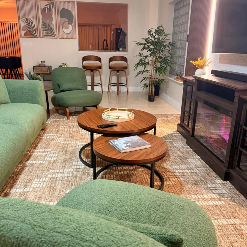 Photograph of Stylish Home - Sleeps 8 - Near Disney and Universal