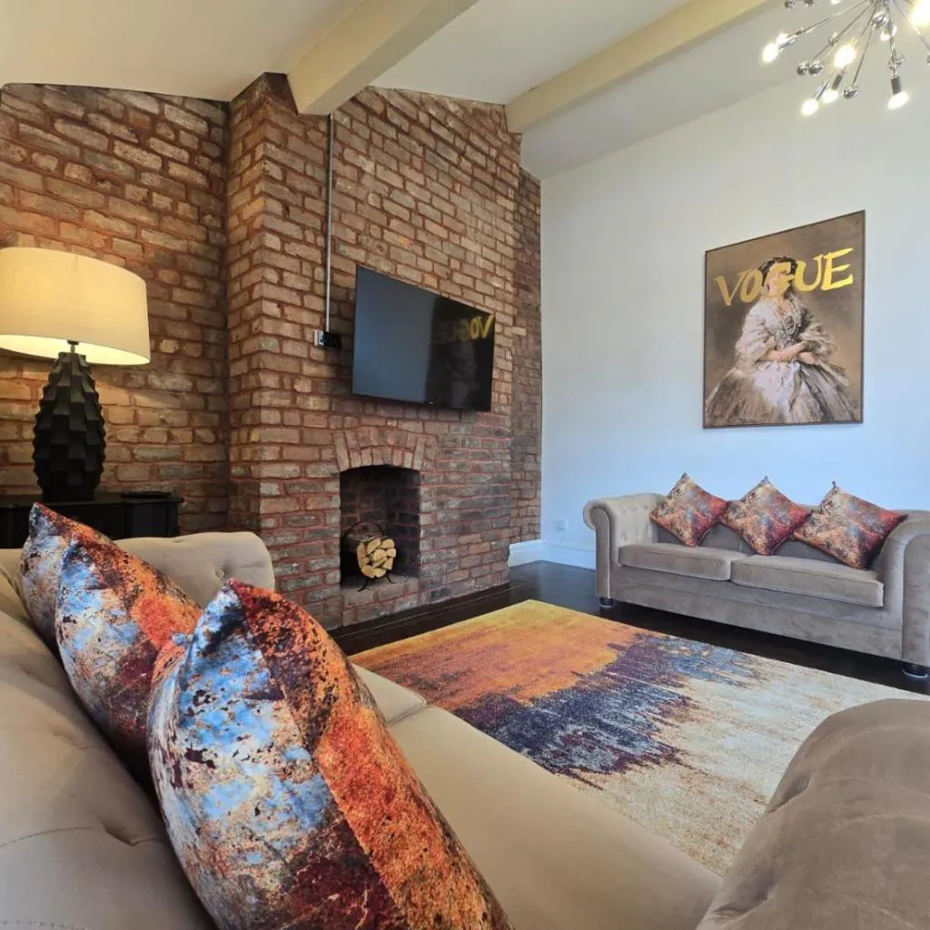 Photograph of City Centre Luxury Apartment