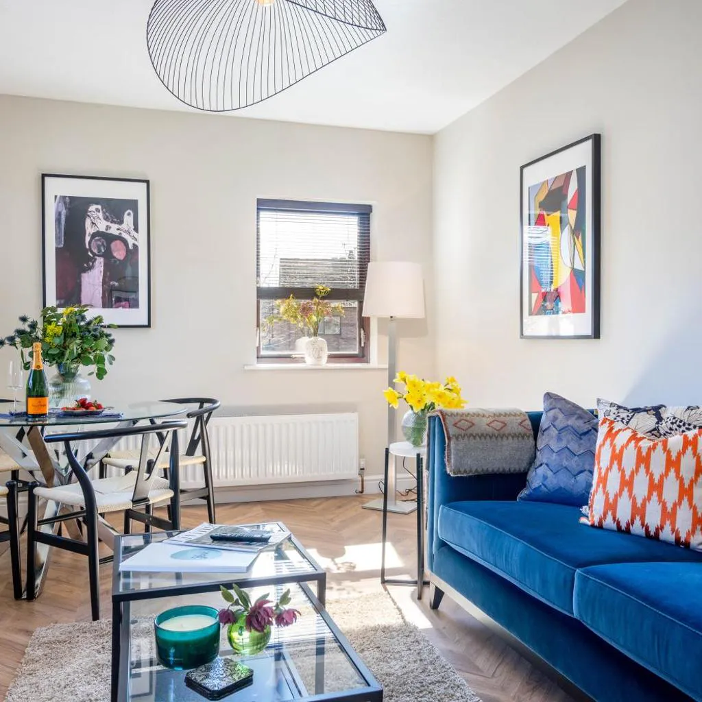Photograph of Redfearn Apartment
