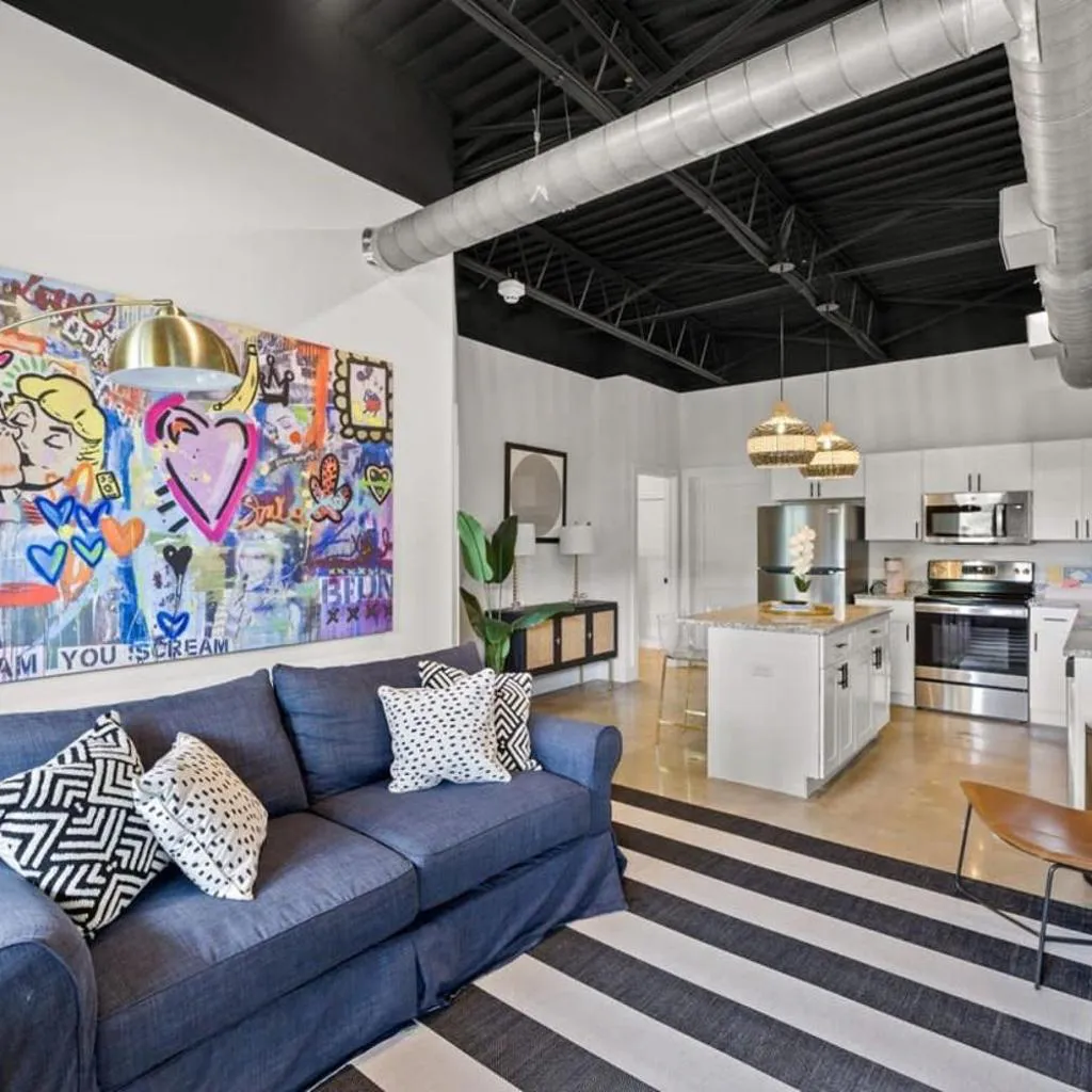 Photograph of Artsy Loft - Pet Friendly- 5 Min to BNA