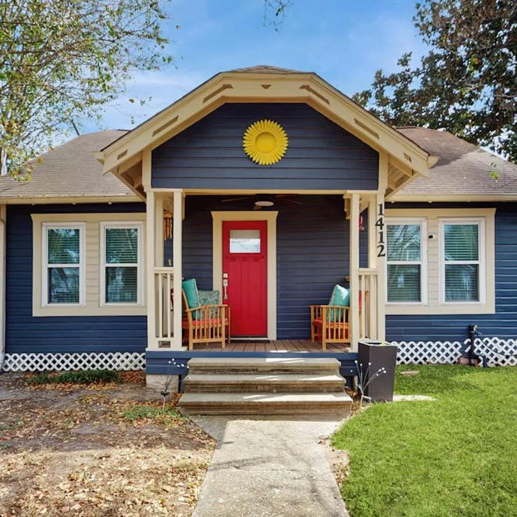 Photograph of Midcentury Hideaway - House & Studio