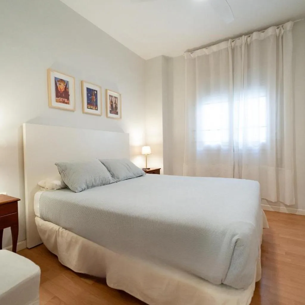 Photograph of 2 Bedroom Apartment by Guadalquivir River