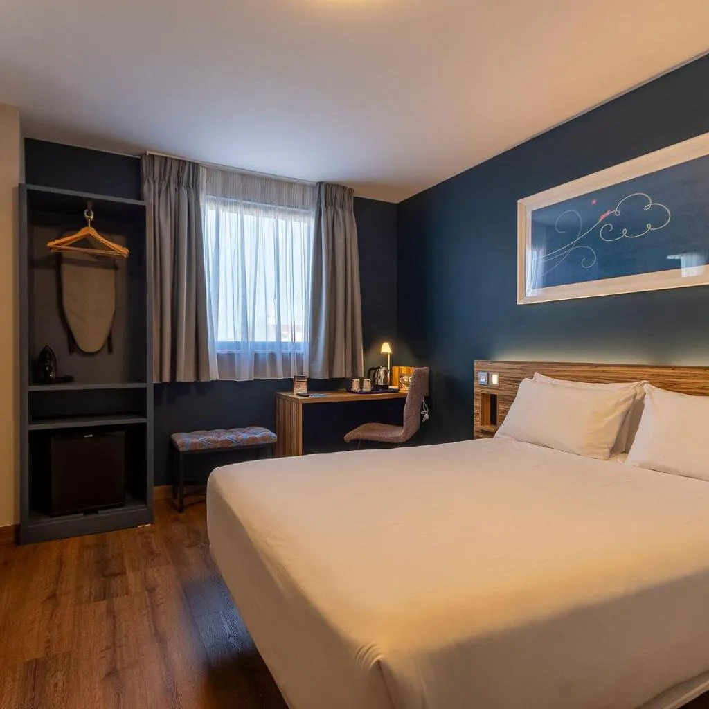 Photograph of Travelodge Barcelona Poblenou