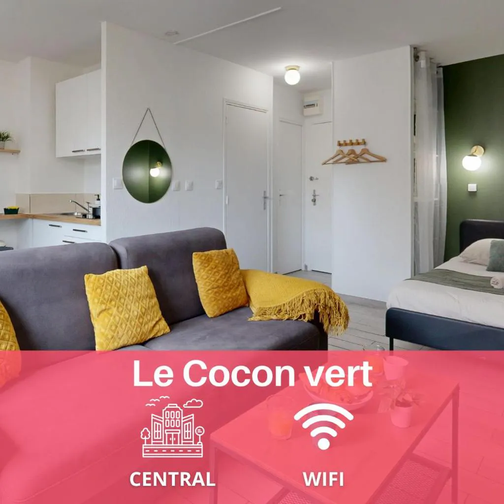 Photograph of Le Cocon Vert by expat renting - Jardin - Netflix