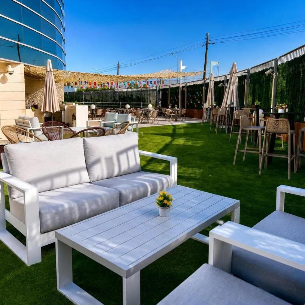 Photograph of Hotel Crowne Plaza Madrid Airport