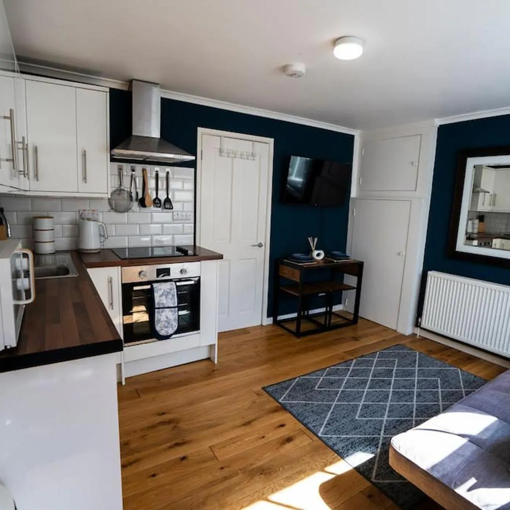 Photograph of Perfect Holiday Apartment Next to Brighton Beach Sleep 10