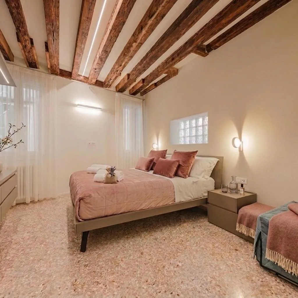 Photograph of San Matteo Rialto Terrace Apt