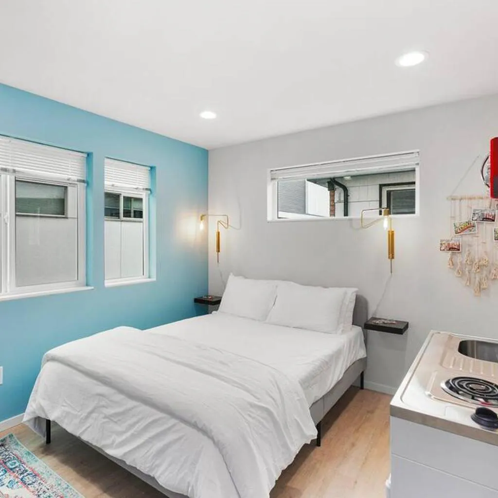 Photograph of Mae's sweet suite - Micro Studio - 91Walkscore