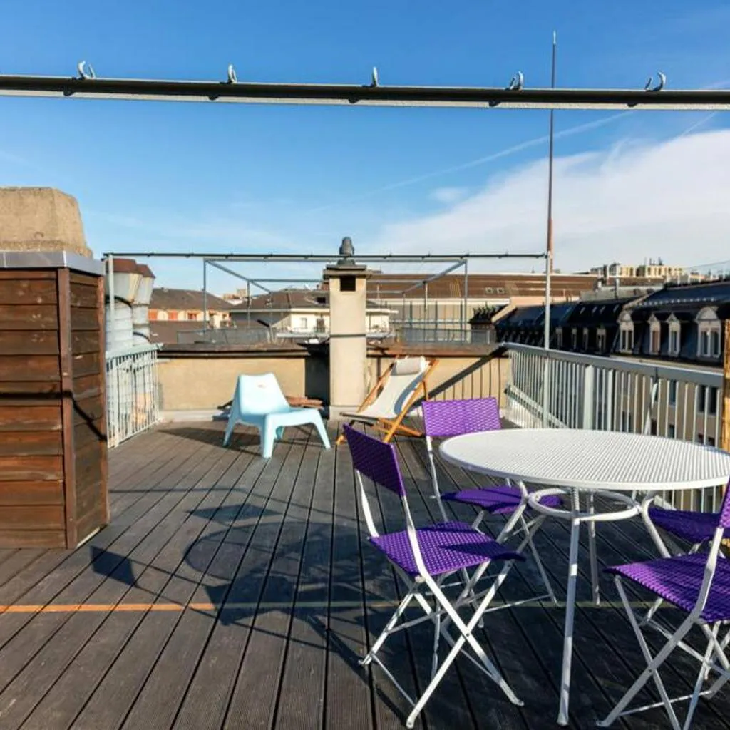 Photograph of Cozy studio with Roof Terrace for 3