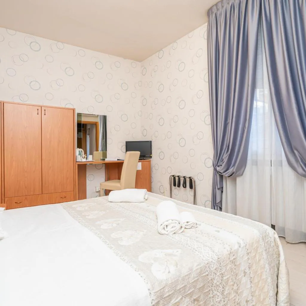 Photograph of Hotel Donatello