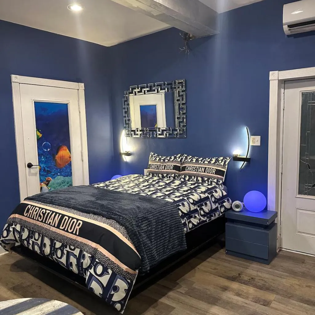 Photograph of 420 Suites & Blue Spa Bath