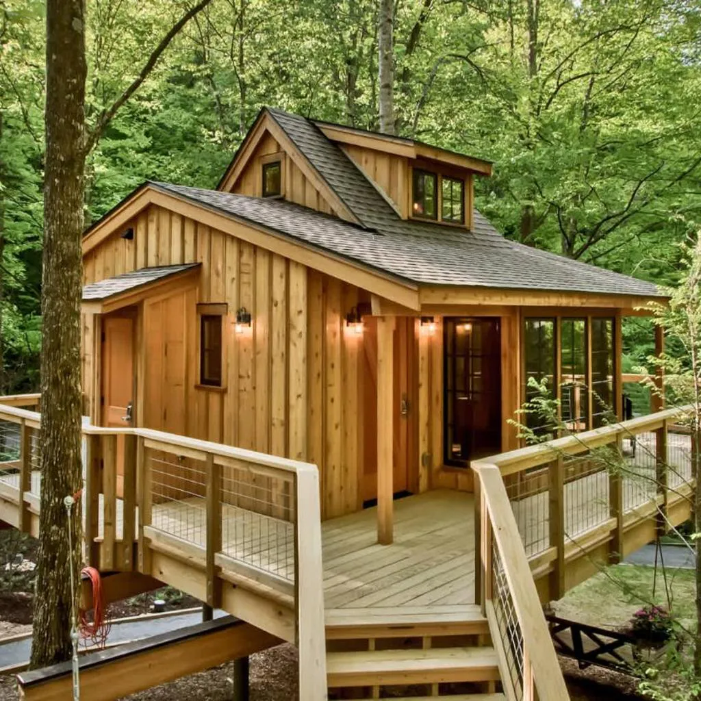 Photograph of The Magnolia in Treehouse Grove at Norton Creek