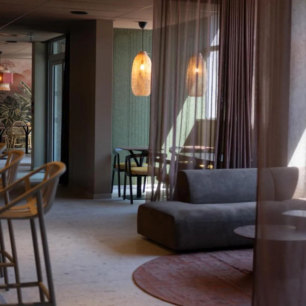 Photograph of Hotel Oceania Lyon