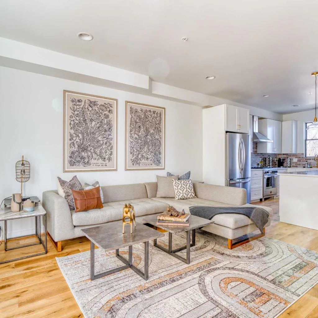 Photograph of Stay Portland - Outstanding N Tabor Townhouse Compound Sleeps 16