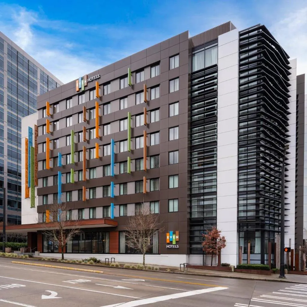 Photograph of EVEN Hotel Seattle Downtown - Lake Union by IHG