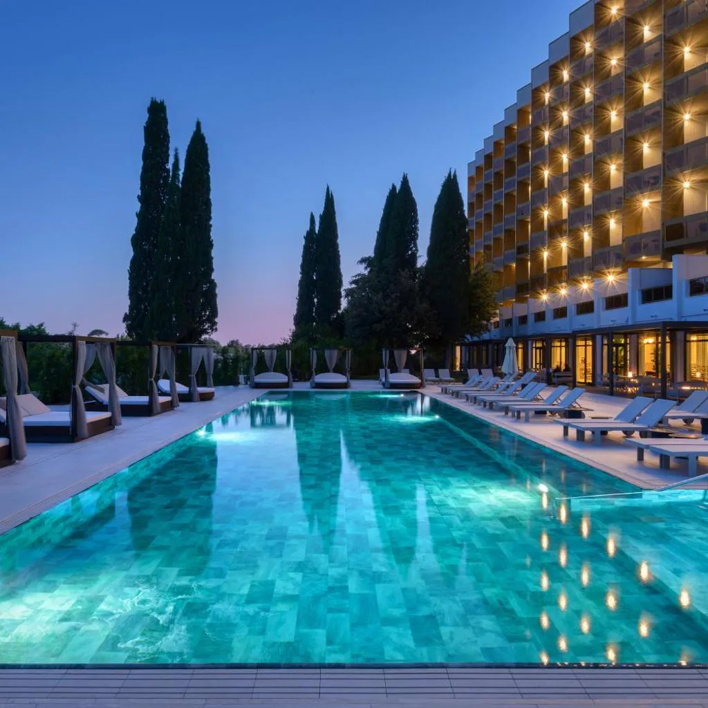 Photograph of Barceló Roma