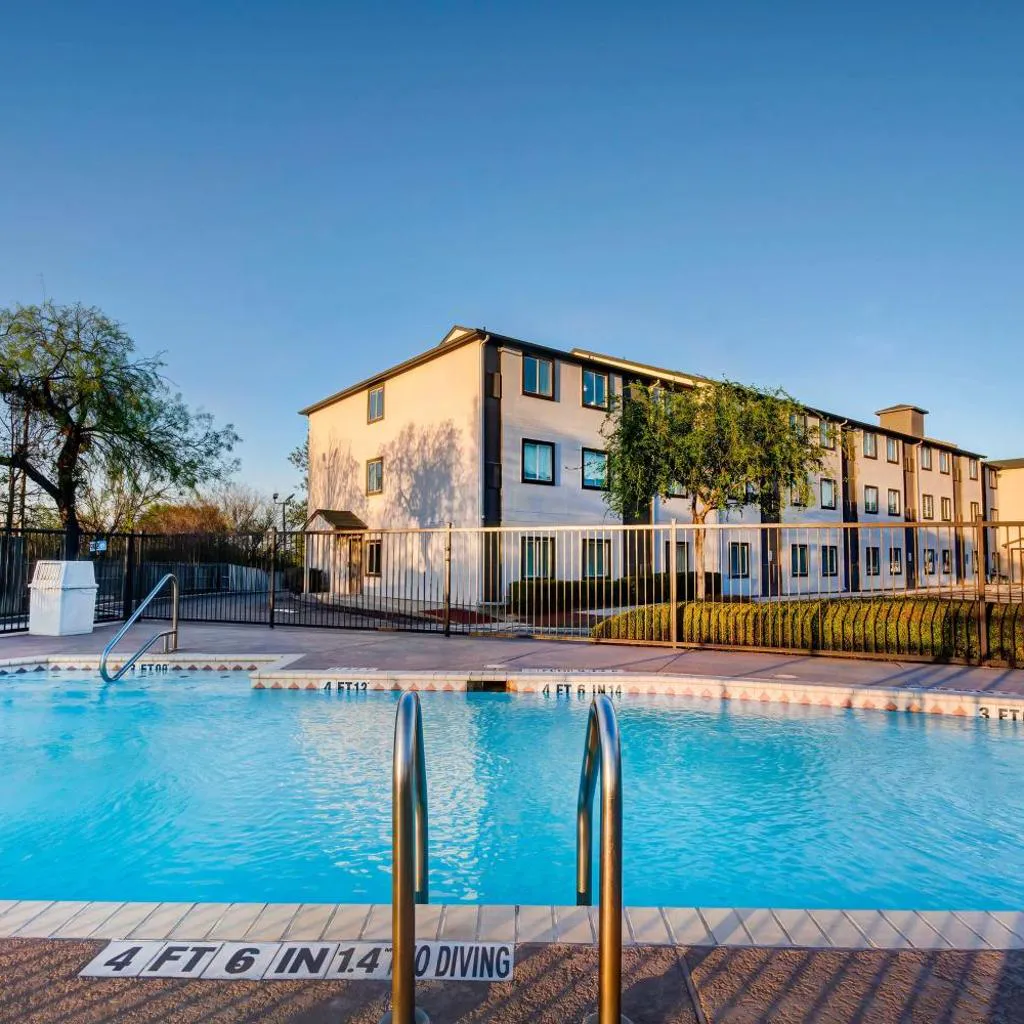 Photograph of Motel 6-San Antonio, TX - Sea World North