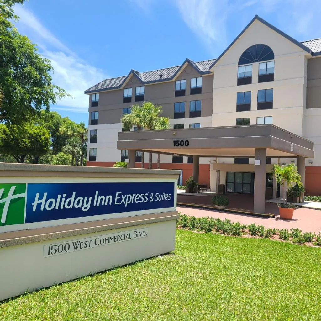 Photograph of Holiday Inn Express Fort Lauderdale North - Executive Airport by IHG