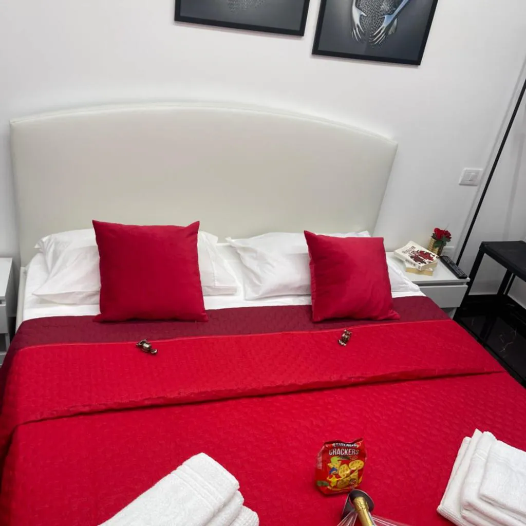 Photograph of Lux House Naples Airport