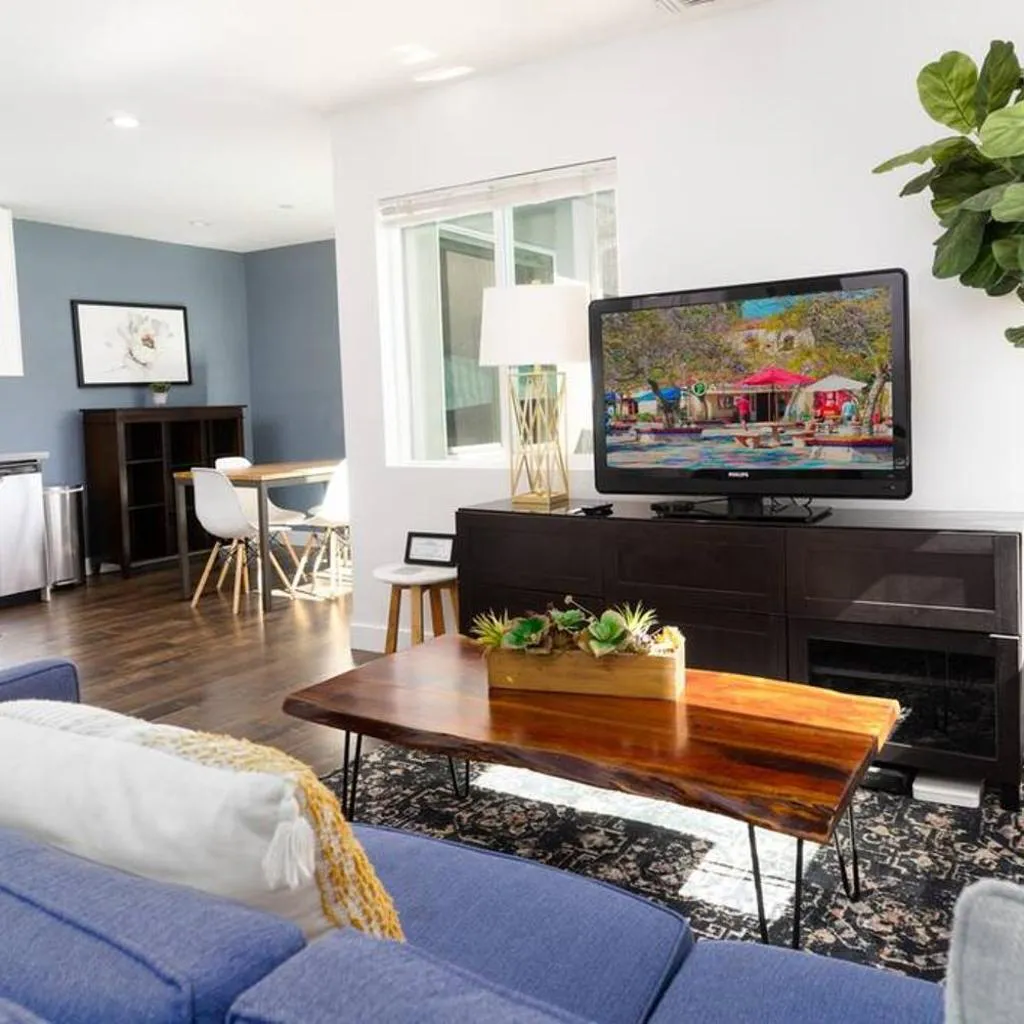 Photograph of North Park Retreat - Trendy - Tranquil - Vibrant