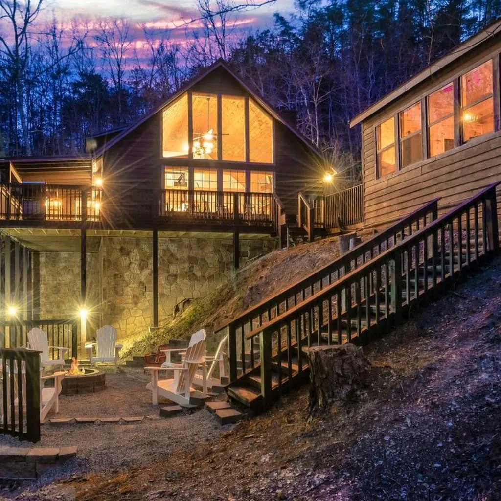 Photograph of Luxury 6Bed Cabin Hot Tub Game House and Fire Pit