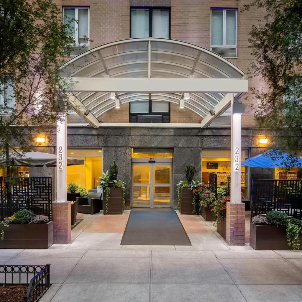 Photograph of Holiday Inn Express NYC Chelsea - NoMad Area by IHG