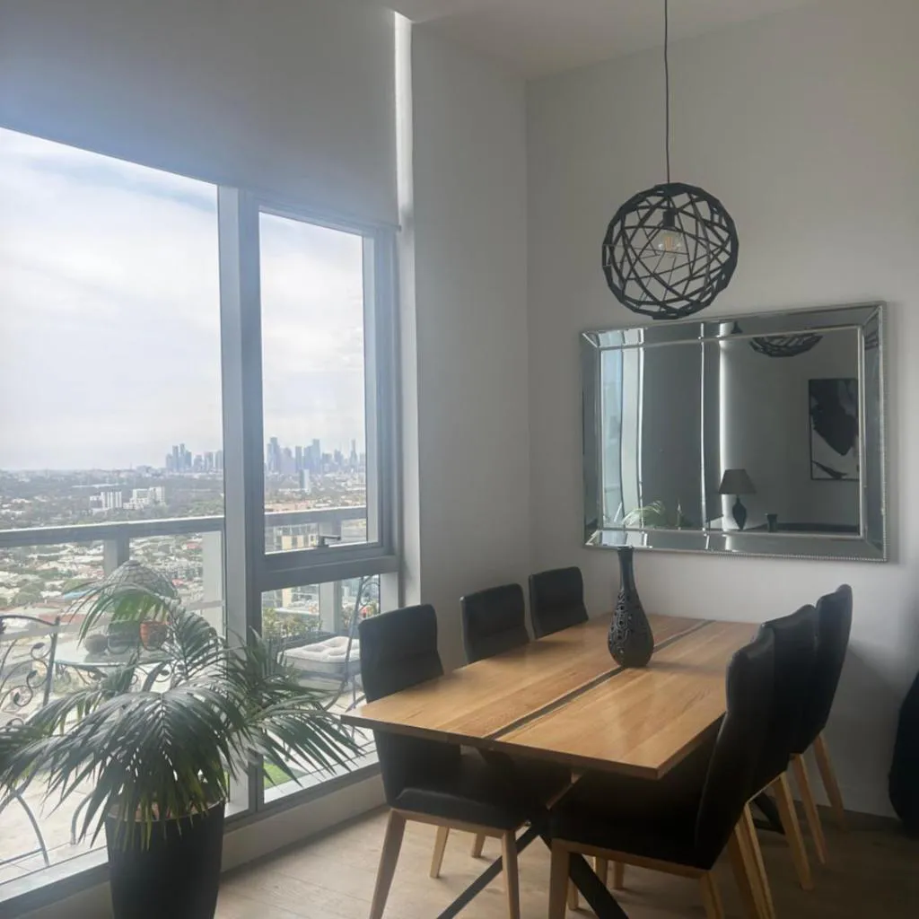 Photograph of Luxurious two bedroom Rise Apartment in Melbourne