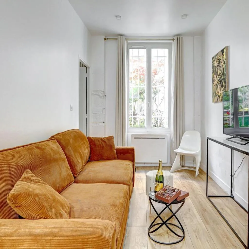 Photograph of 397 Suite Glamour - Superbe Studio à Paris