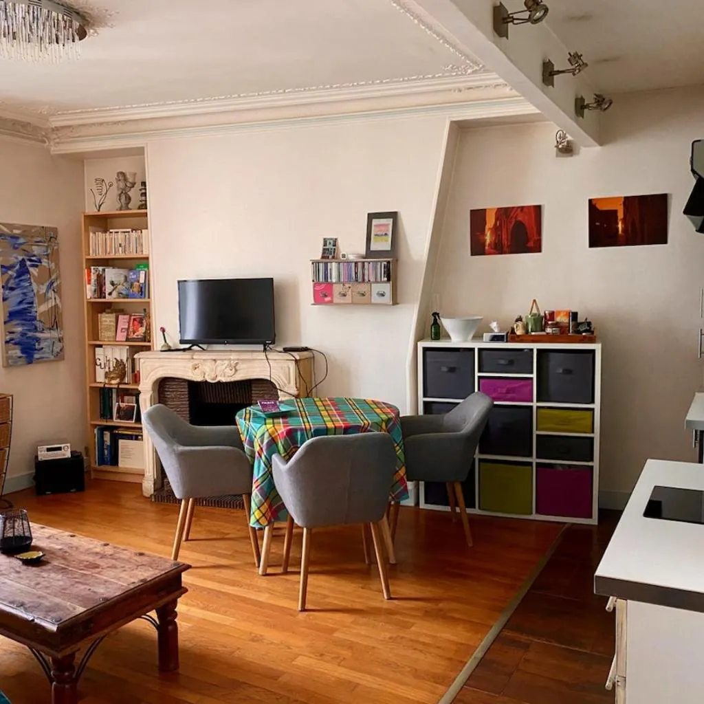 Photograph of Un appartement à Montmartre