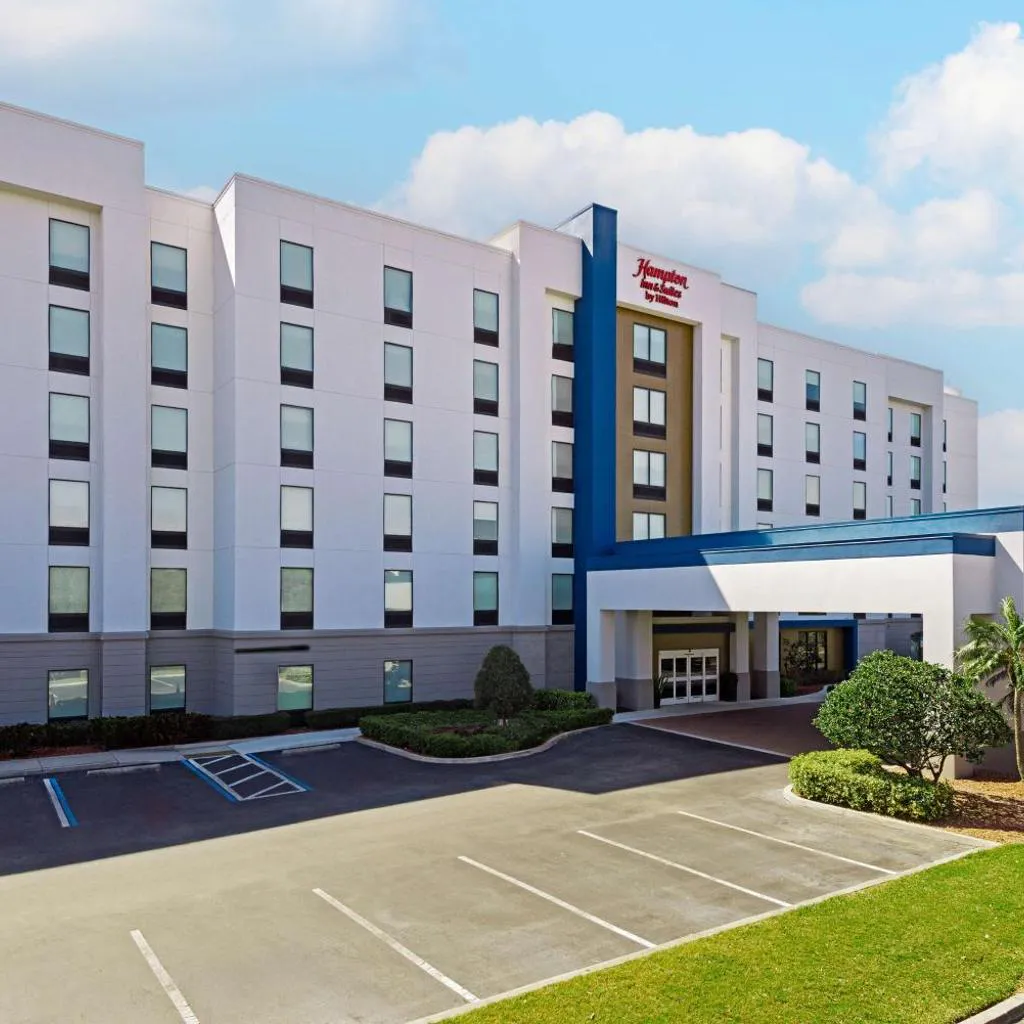 Photograph of Hampton Inn & Suites Clearwater St Petersburg Ulmerton Road FL