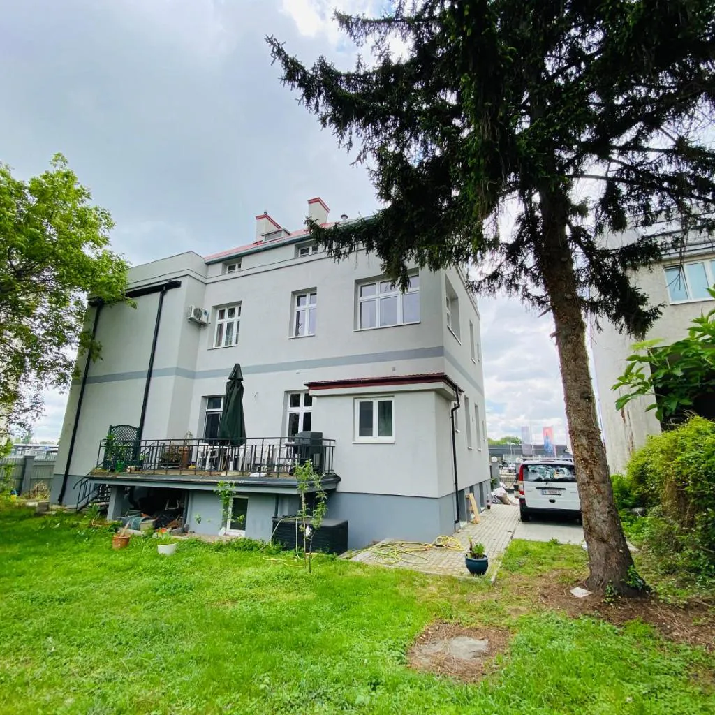 Photograph of Honiger Historic Townhouse Vienna City Center 12min - Airport 11min