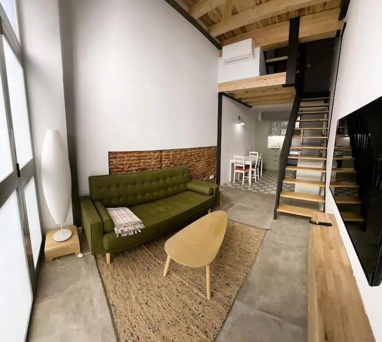 Photograph of Stylish and Modern Loft in Madrid Centre