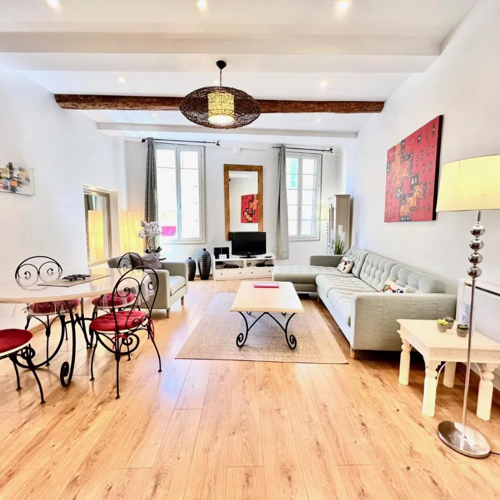Photograph of DDD OT Maison de Francois 2 - Old Town