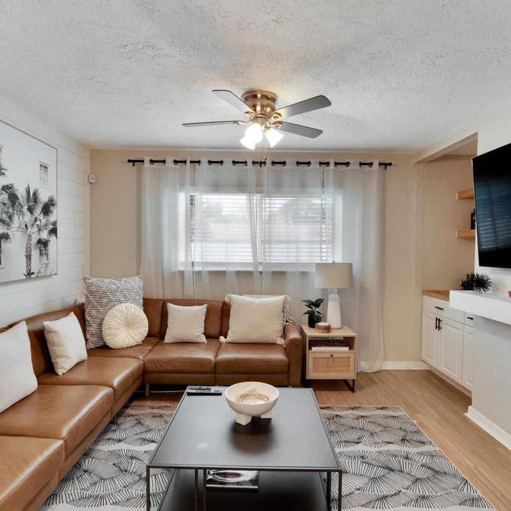 Photograph of Newly Updated South Tampa Pool Home!