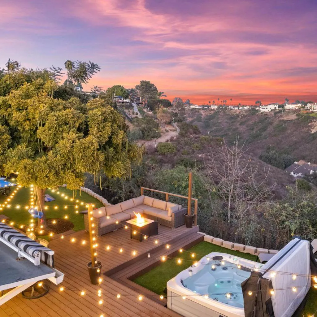Photograph of Clairemont Mesa Chic 4BR with Patio and Hot Tub